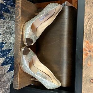 Women’s Jimmy Choo gold heelsSize 39